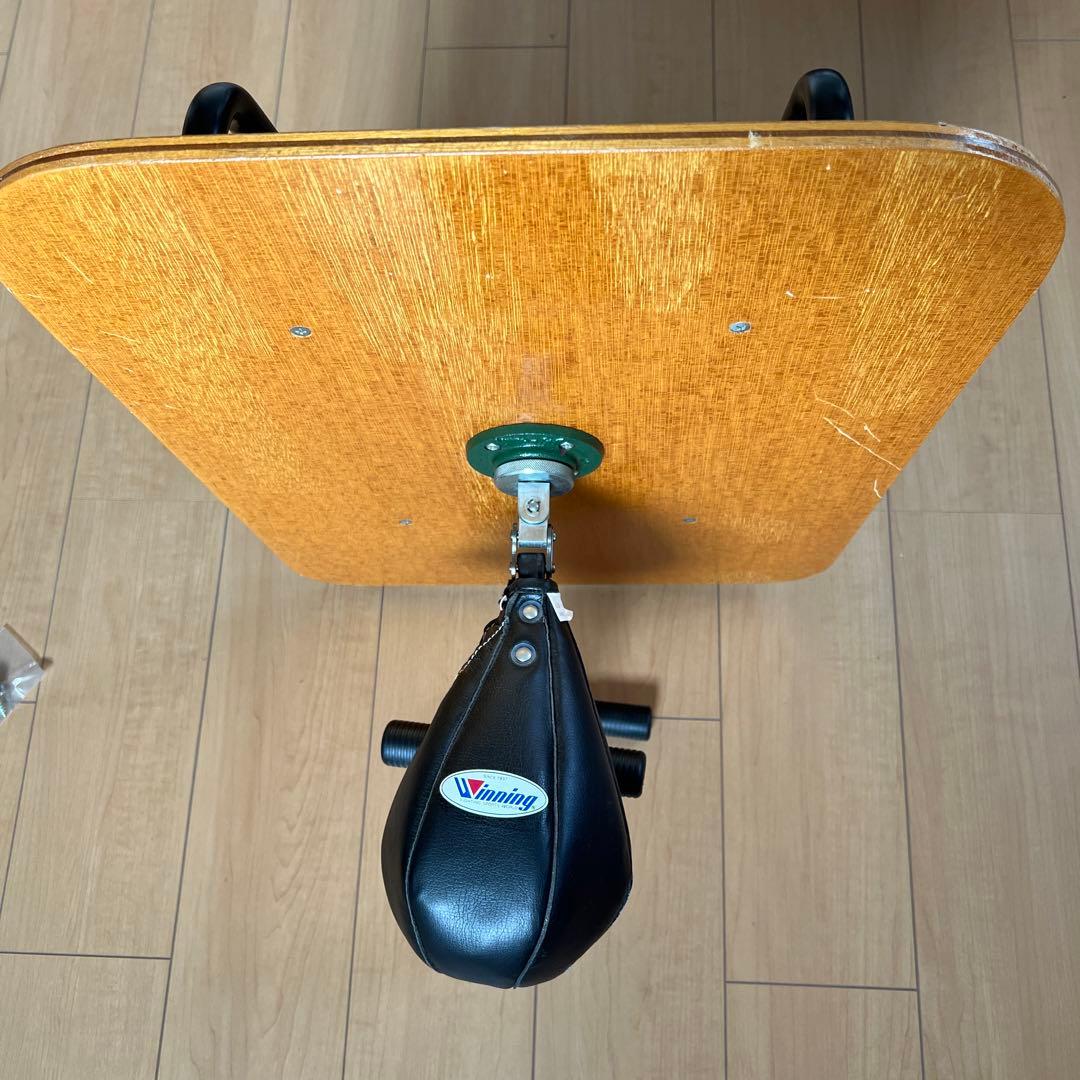 パンチングボール　ボード