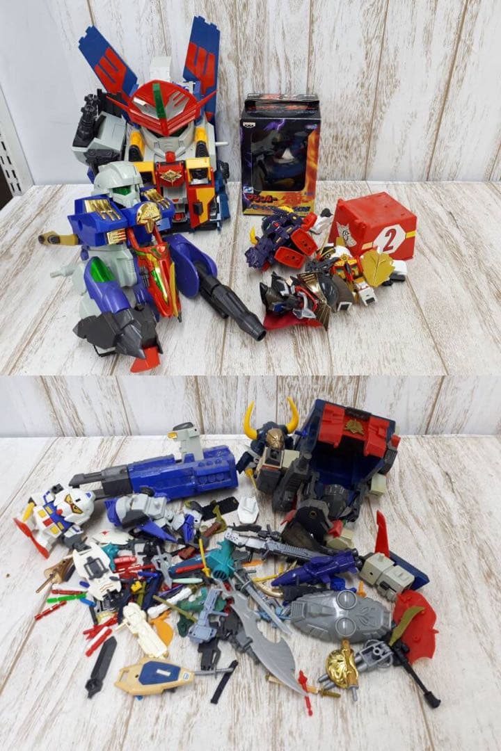 写真8枚 元祖SDガンダム 聖機兵物語 など？　大量　ジャンク扱い