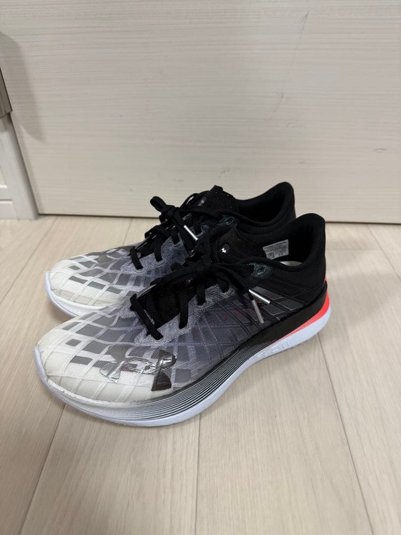 アンダーアーマー フロー ベロシティ エリート　25.5cm