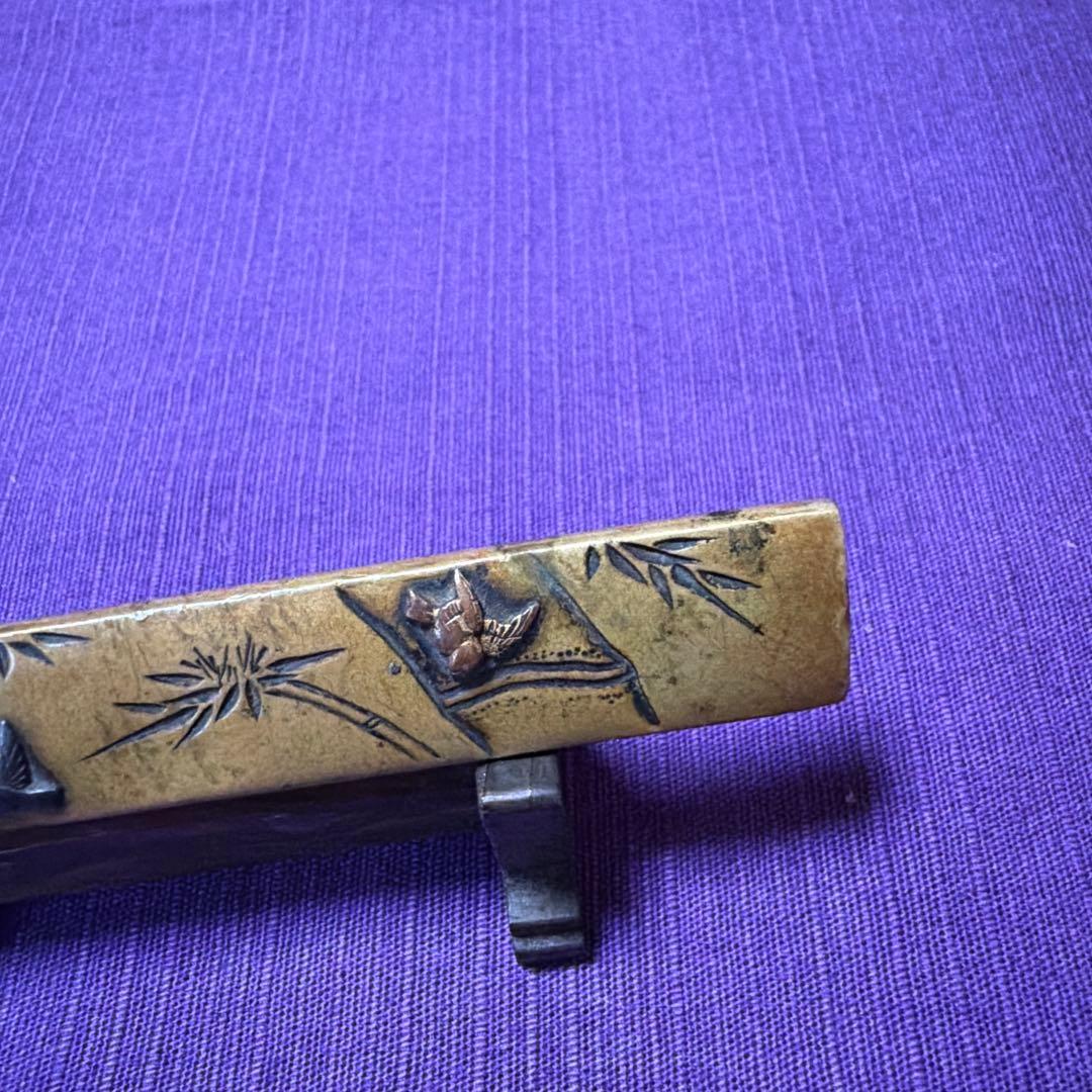 時代物　肉厚　小柄　黄銅地　赤銅素銅象嵌竹笹飛鳥図（日本刀装具笄小刀拵目貫縁頭侍