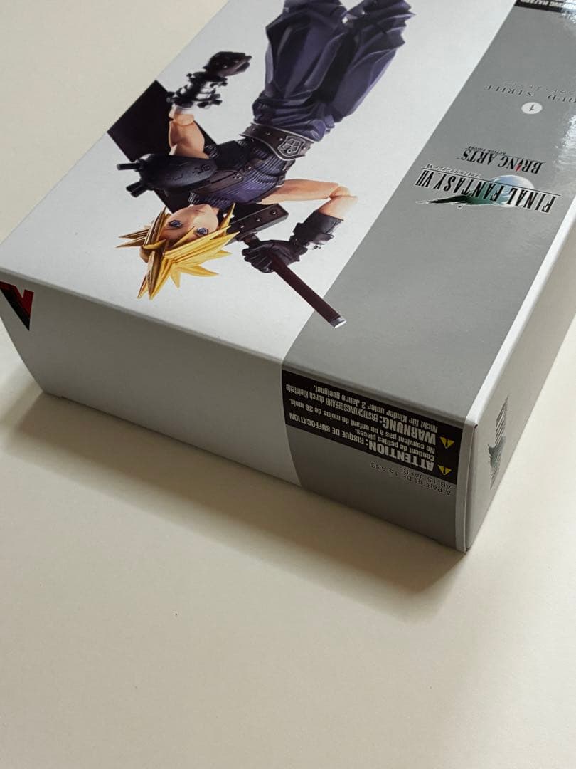 【未開封】ファイナルファンタジー VII ブリングアーツ クラウド・ストライフ