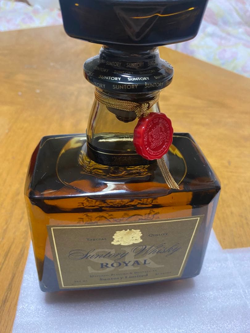 サントリーウイスキー ロイヤル 220ml 86 proof