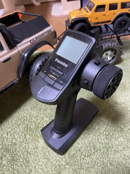 jeep グラディエーター　アキシャル　scx10 kit 完成品