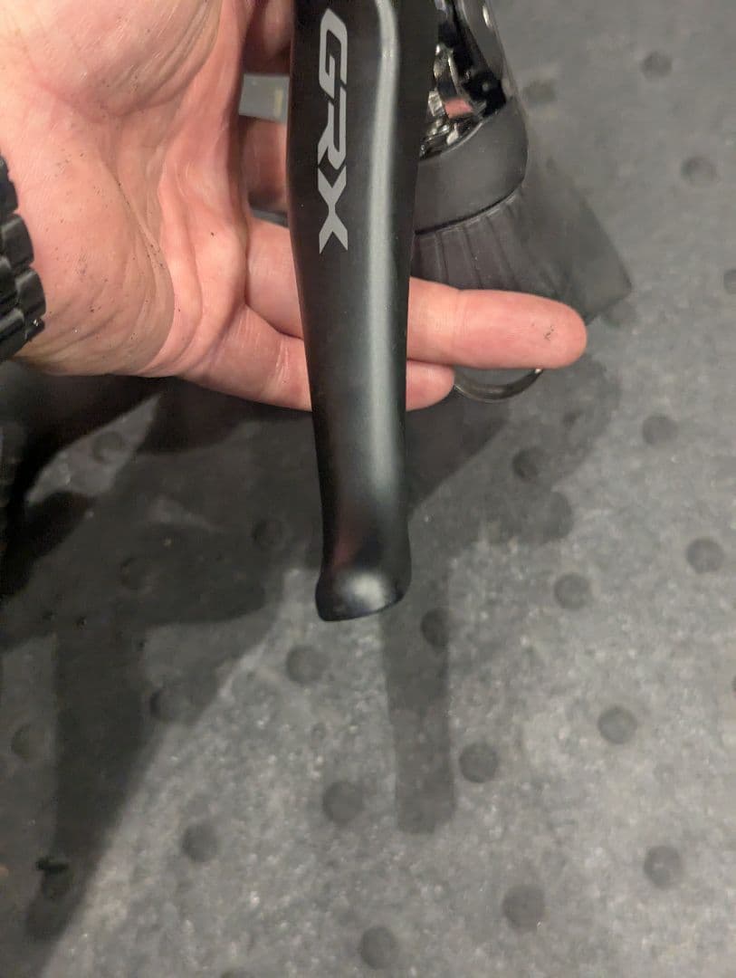 SHIMANO GRX 610機械式コンポーネント