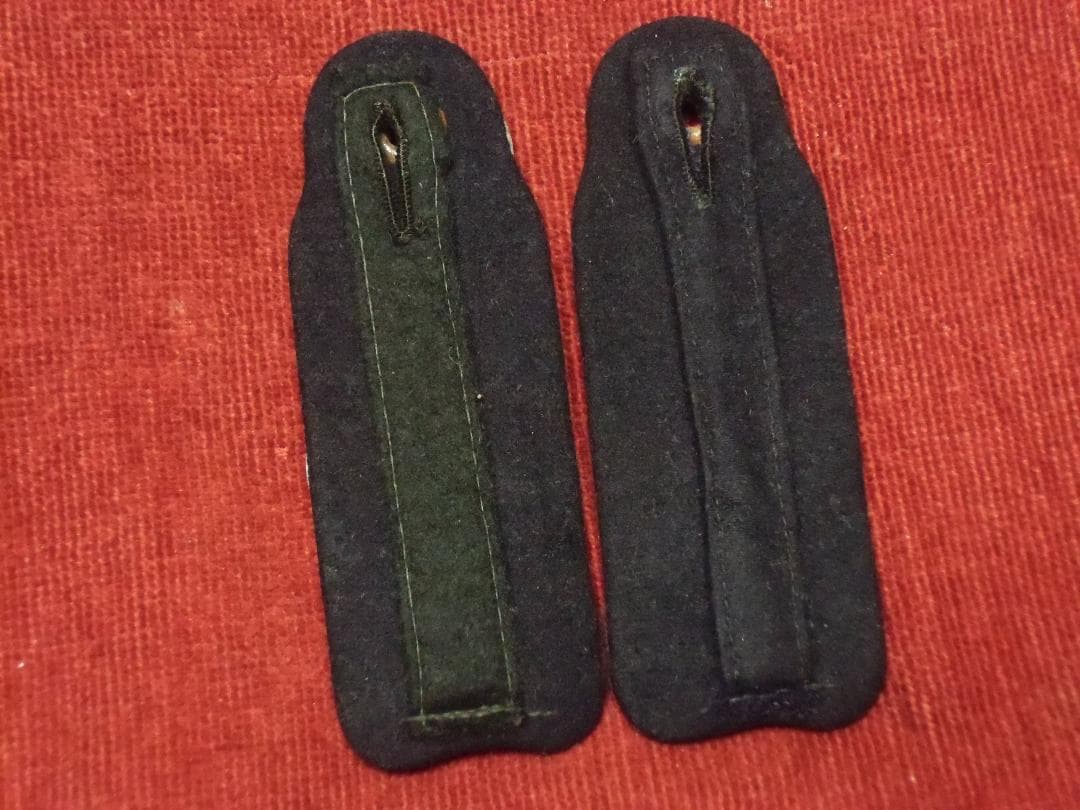ドイツ軍＊海軍＊少佐肩章＊スリップオンタイプ（実物）
