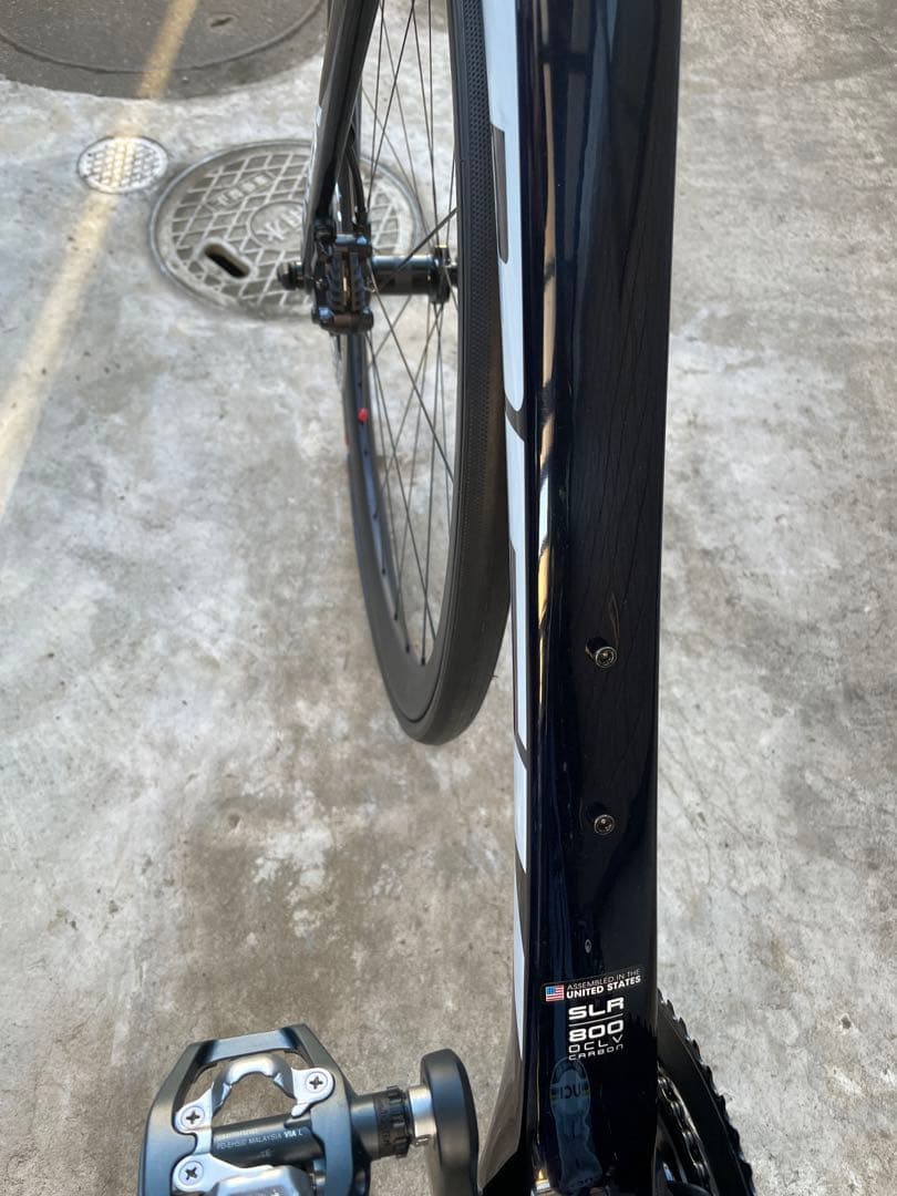 最終値下げ　トレック エモンダSLR7 未使用　シマノ12速SPDペダル付