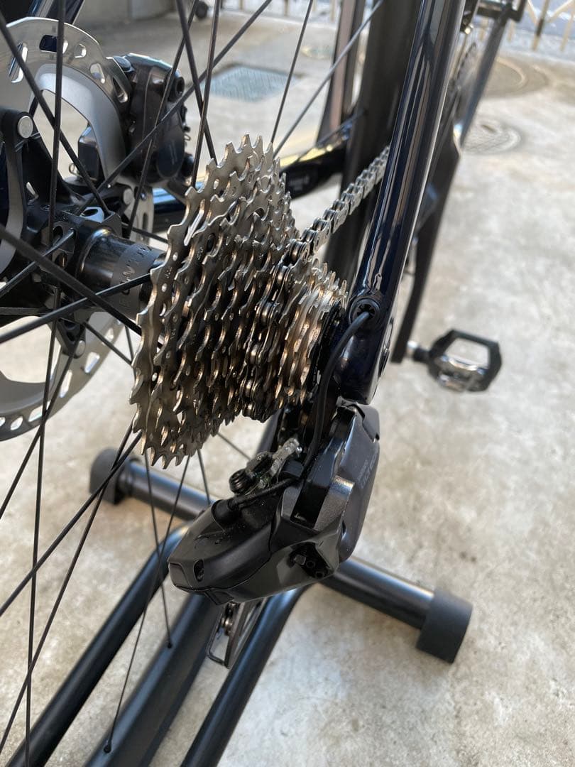 最終値下げ　トレック エモンダSLR7 未使用　シマノ12速SPDペダル付