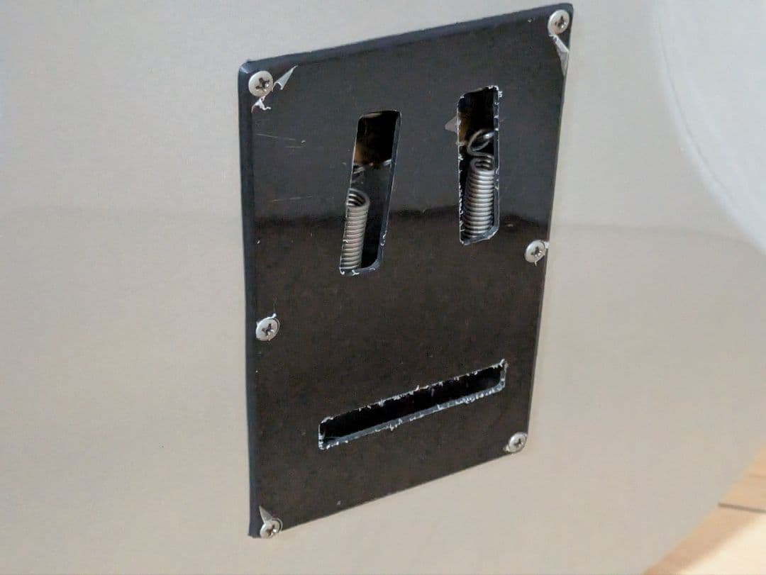 Elioth No.S305 シルバーエレキギター　ソフトケース+付属品付