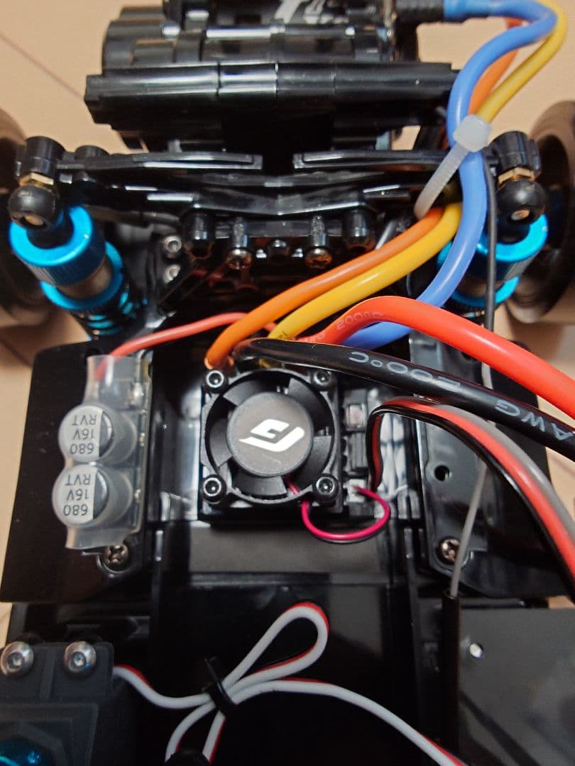 タミヤM-06MRCコンバ組込み済みブラシレスモーター仕様