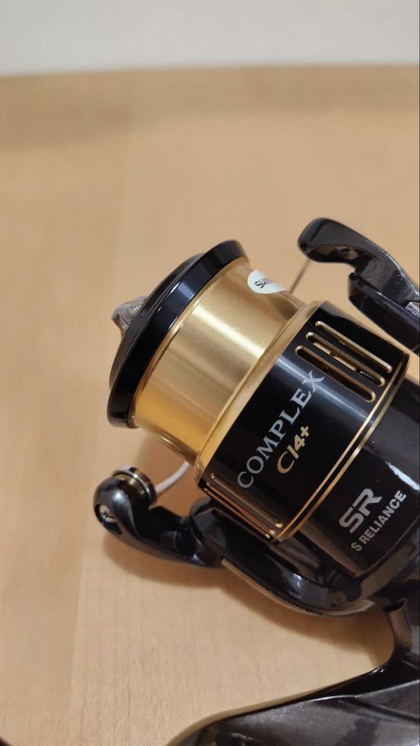 SHIMANO シマノ コンプレックスci4+ 2500S F4