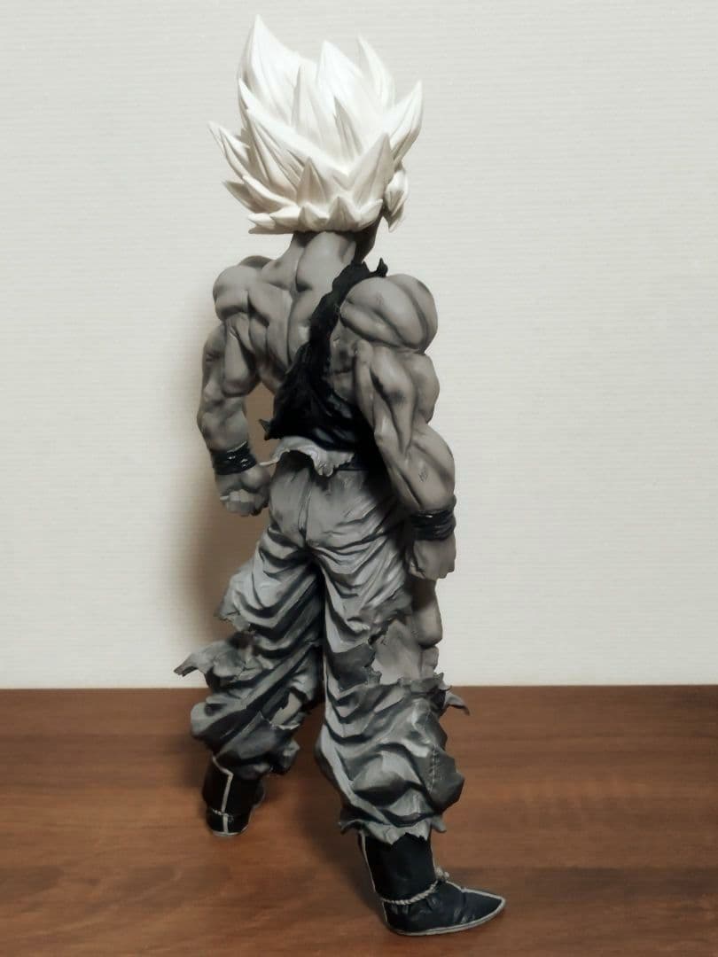 一番くじ ドラゴンボール オムニバスBRAVE C賞　 孫悟空 モノクロVer.