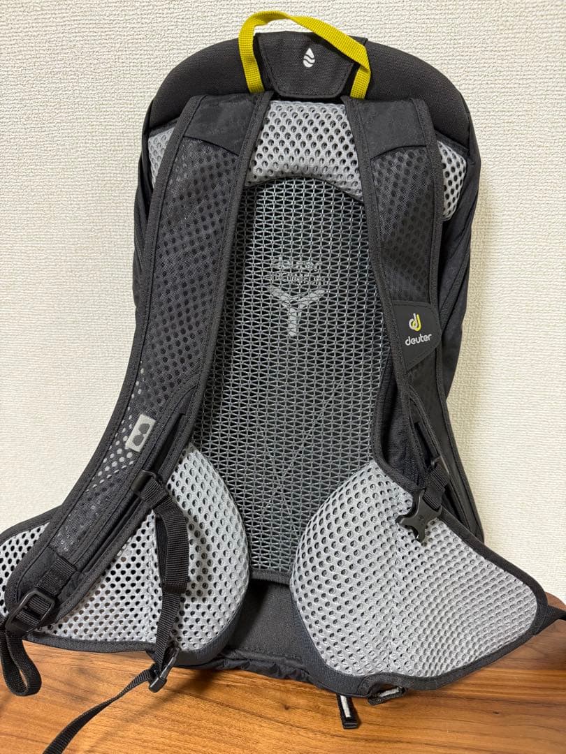 deuter(ドイター)　RACE EXP AIR 14+3 ブラック リュック
