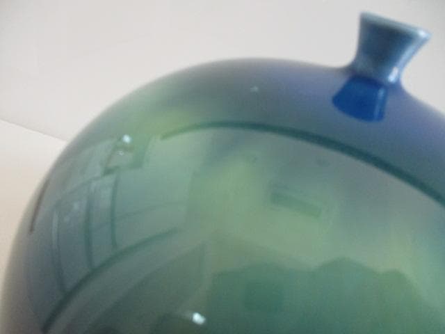 人間国宝　三代徳田八十吉　晩年作　耀彩壷　真作保証品