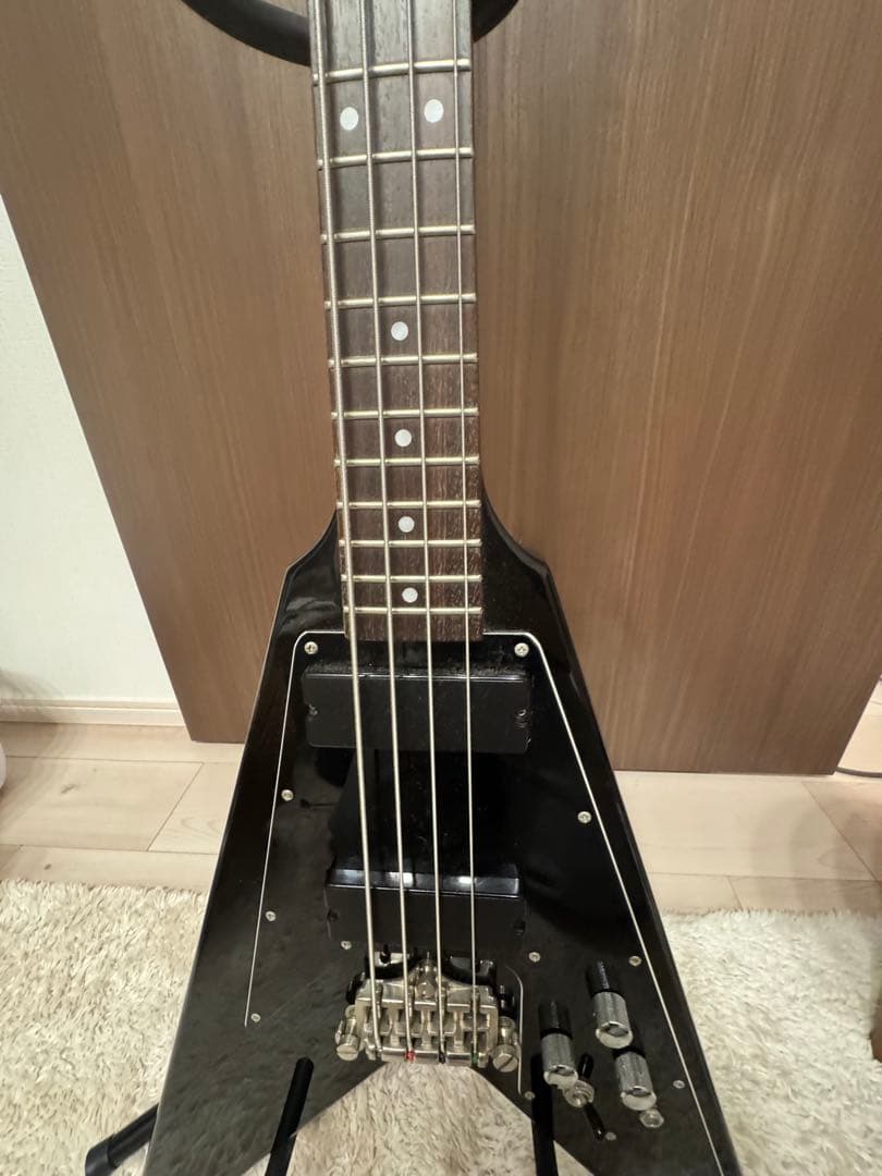 a*d様 Burny フライングVベース