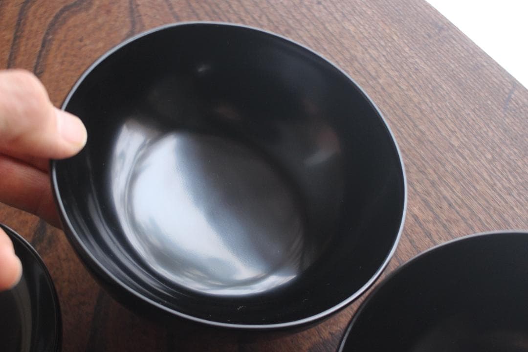 極小保管傷1箇所のみ！時代黒漆に牡丹沈金の映えるお椀２点（検輪島塗沈金椀