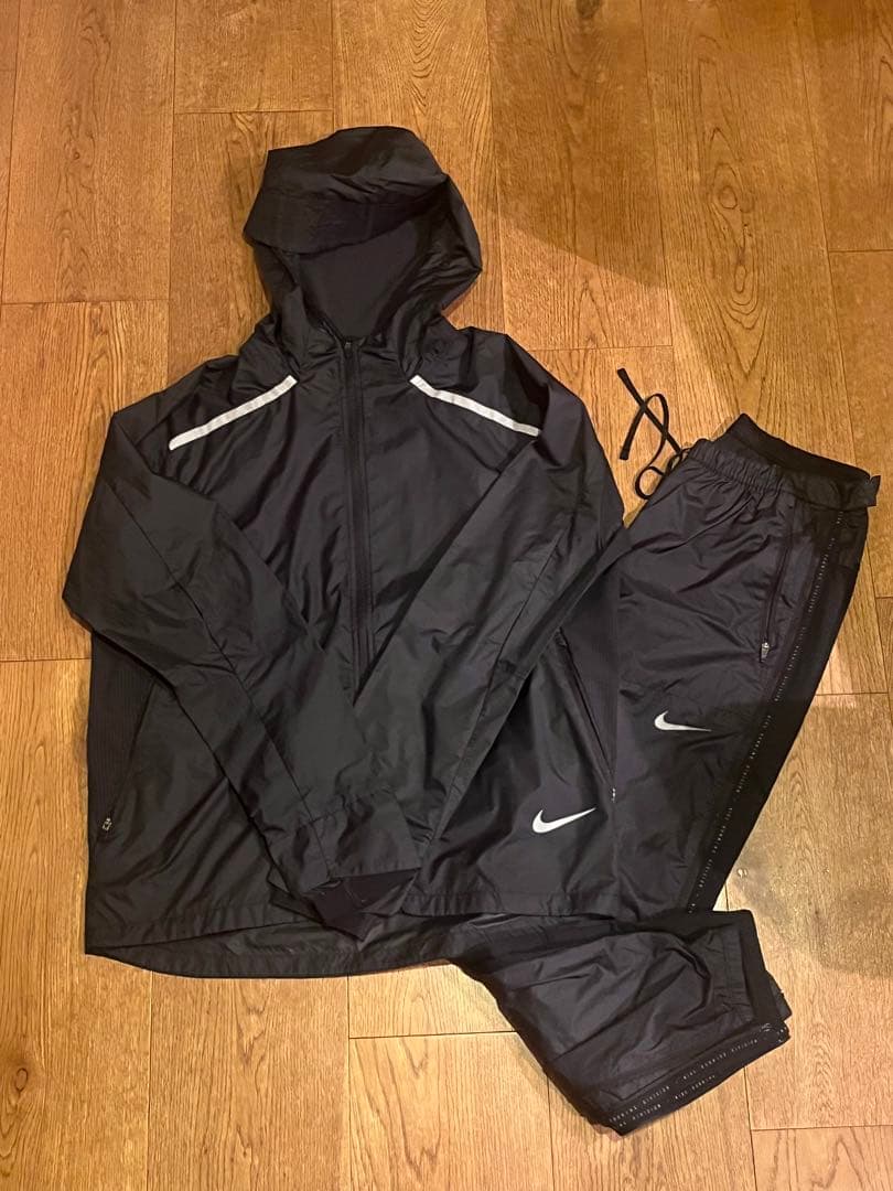 ナイキ シールド ウィンドランナー セット Mサイズ ジャケット/パンツ