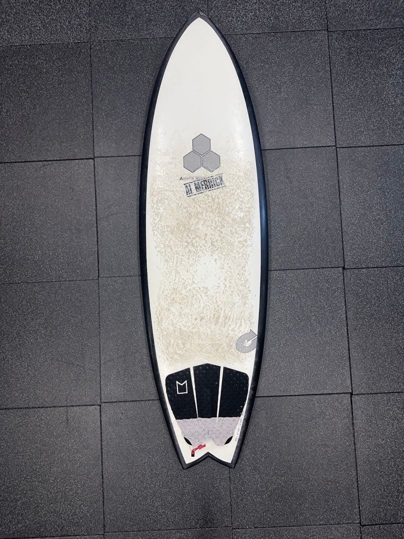 超美品　送料無料　アルメリック　ショートボード チャネルアイランズ 5/10