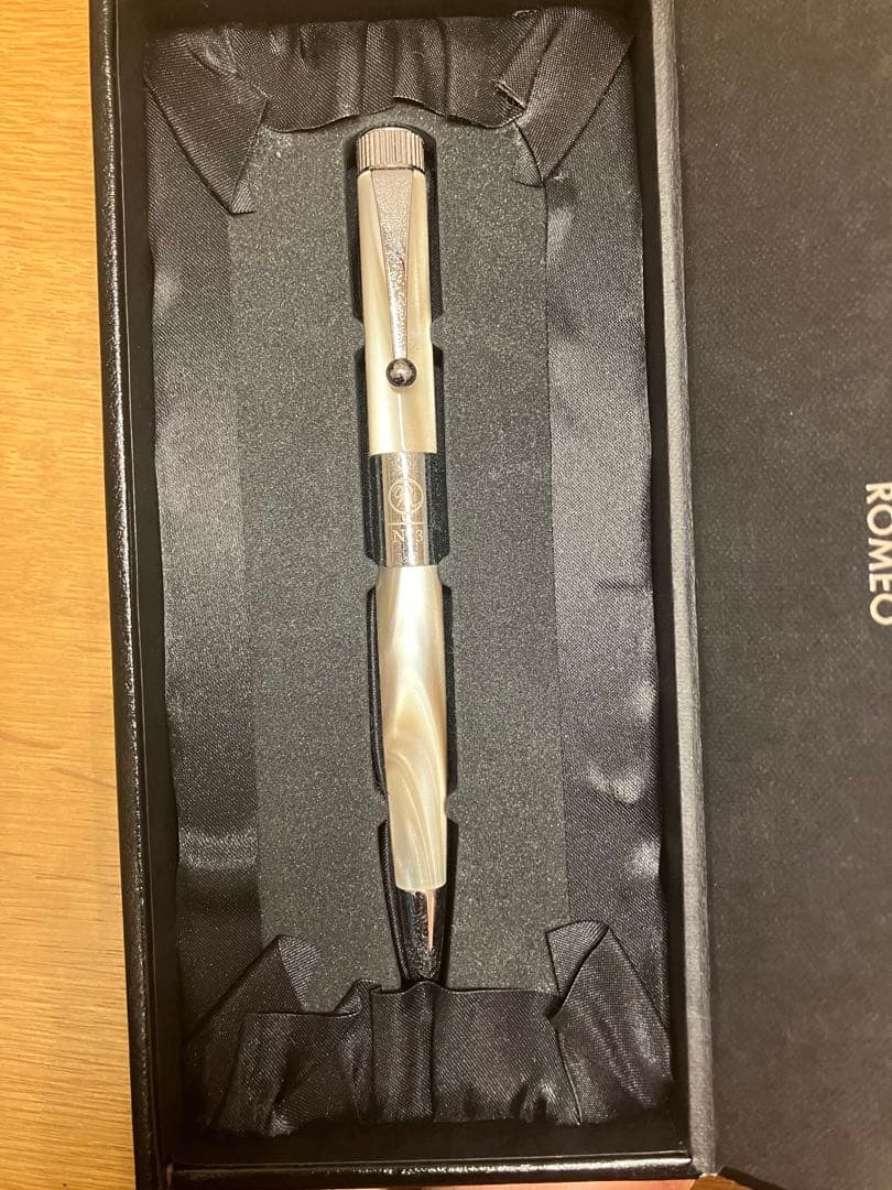 ROMEO No.3 細軸　イタリアンベージュ