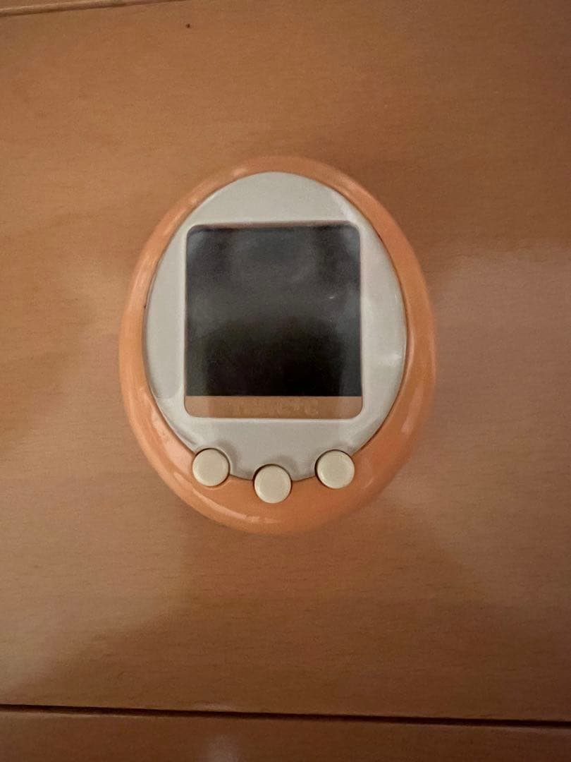 【廃盤】バンダイ たまごっち プラスカラーピンクジャンク品