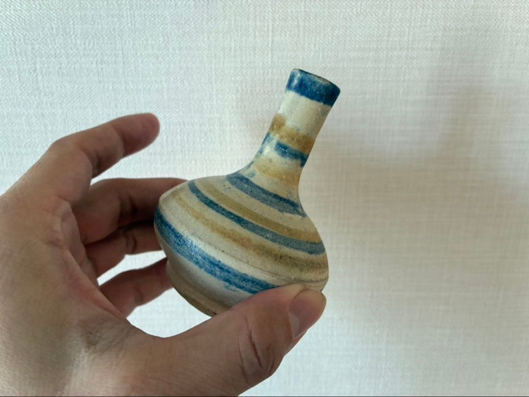 琉球古陶 小壺 骨董 アンティーク 一輪挿し 沖縄 陶器 焼物