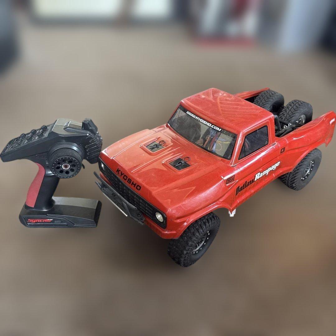 r*o様 KYOSHO Outlaw Rampage 赤 RCカー