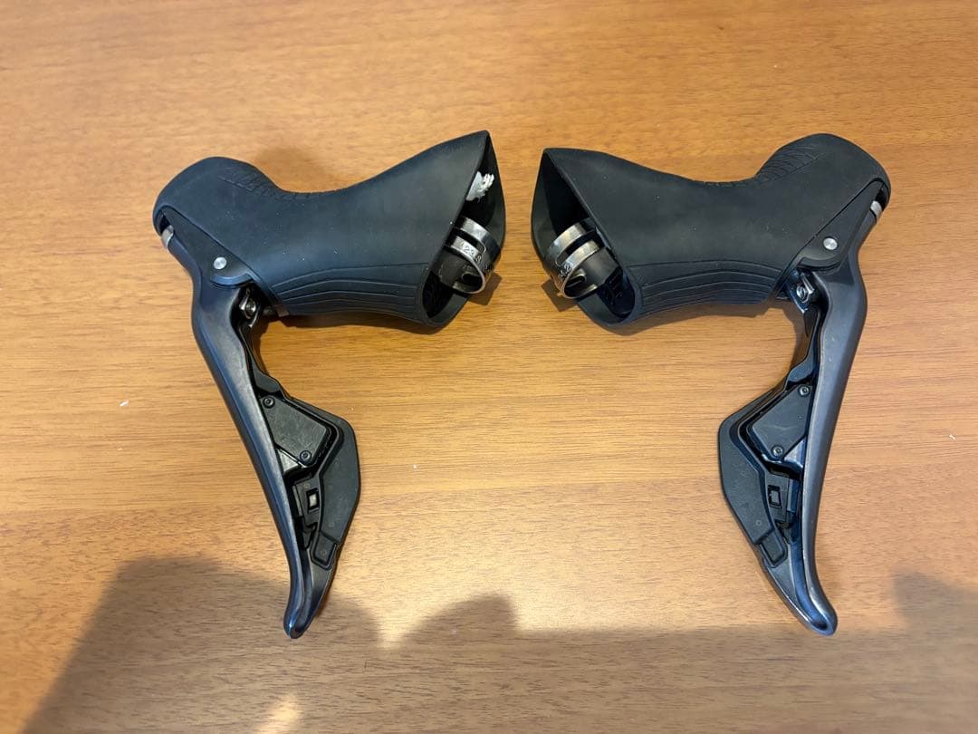 Shimano ULTEGRA R8070 STIレバー+キャリパー Di2