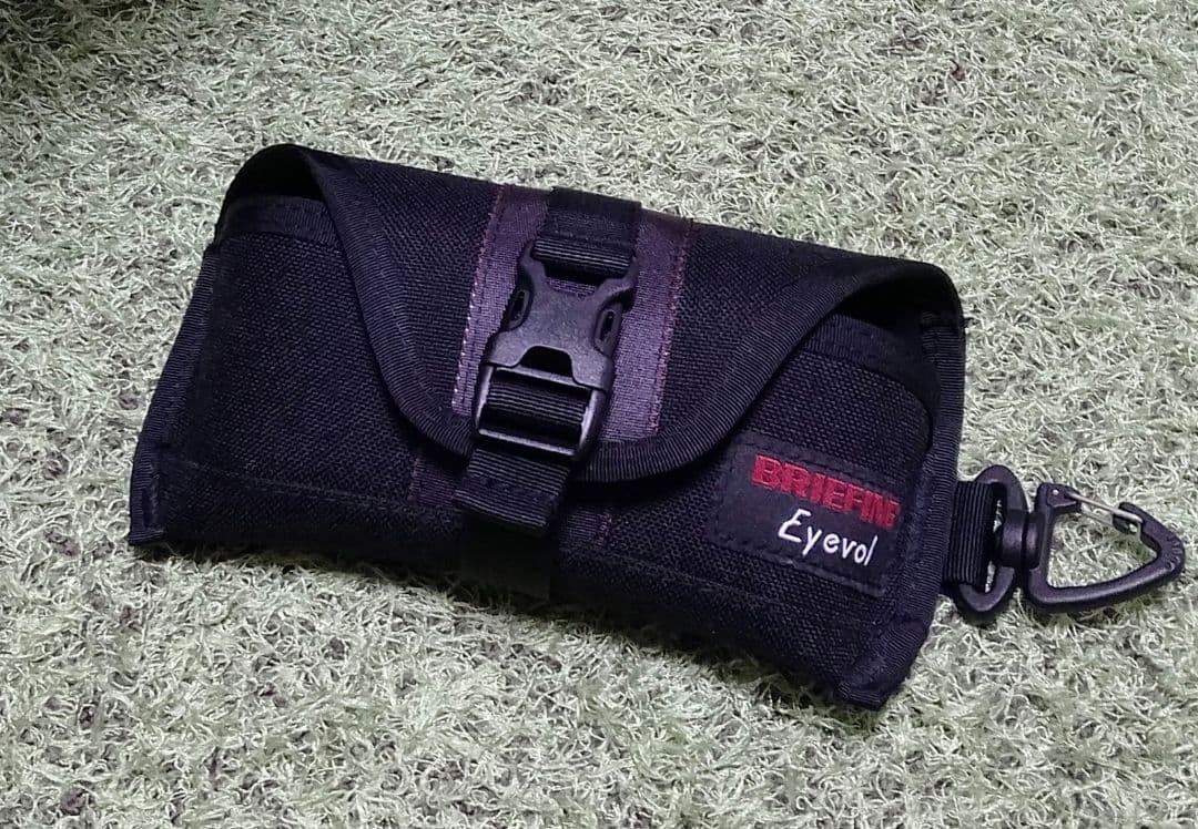 Eyevol アイヴォル　× BRIEFING ブリーフィング　コラボ　ケース