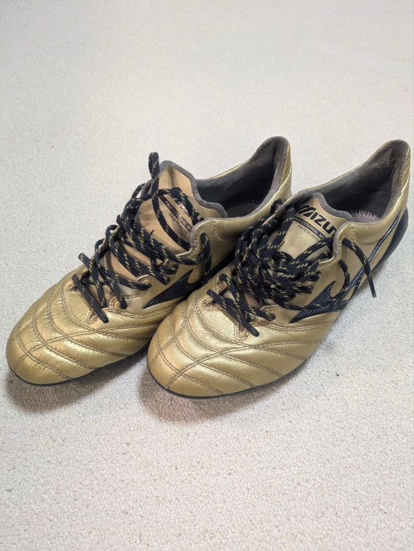 希少　限定モデル　ミズノ　モレリアネオ２ Japan GOLD