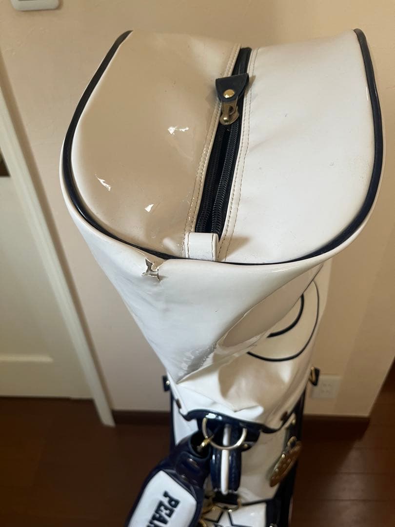 パーリーゲイツ　エナメル　キャディバッグ