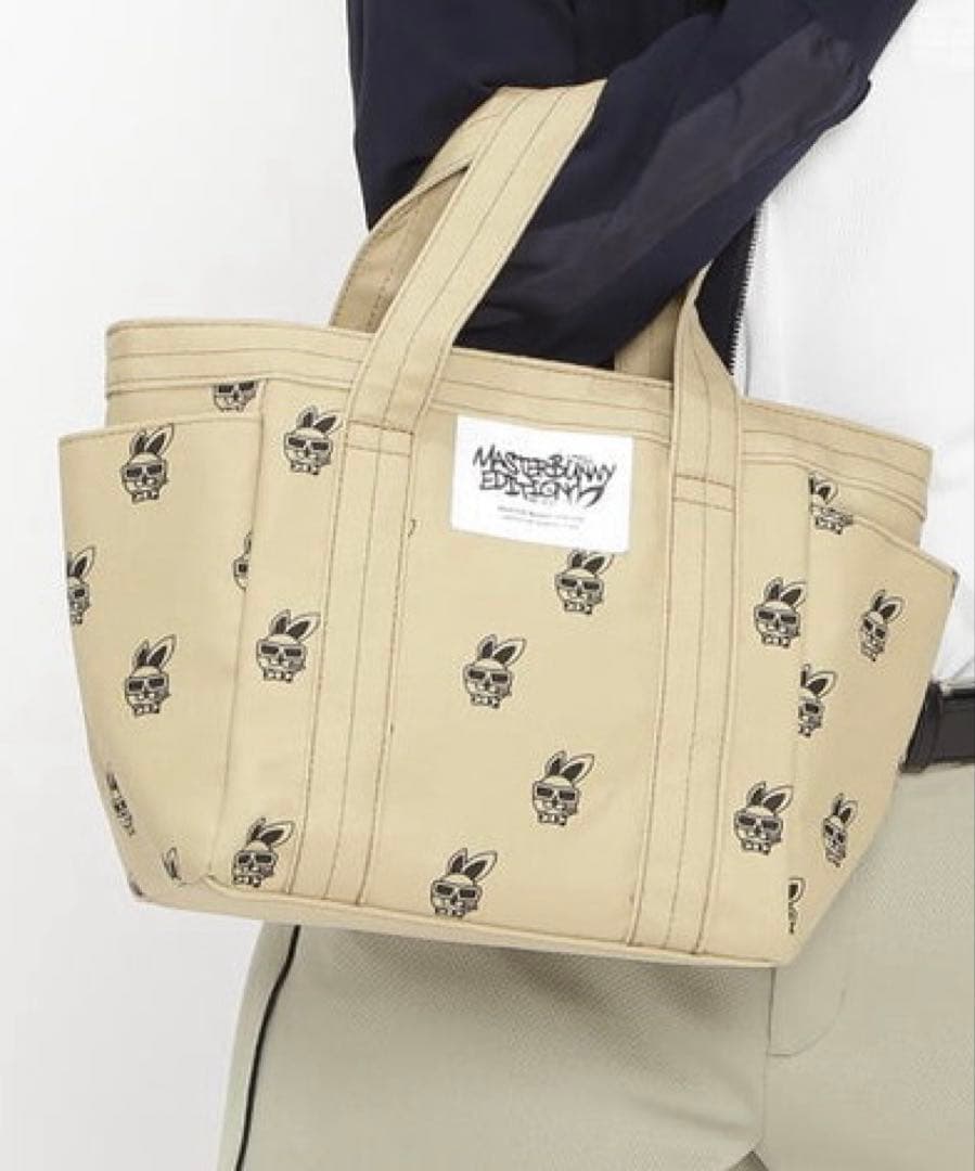 【新品未使用】マスターバニーエディション　ゴルフ バッグ　ラウンドバッグ