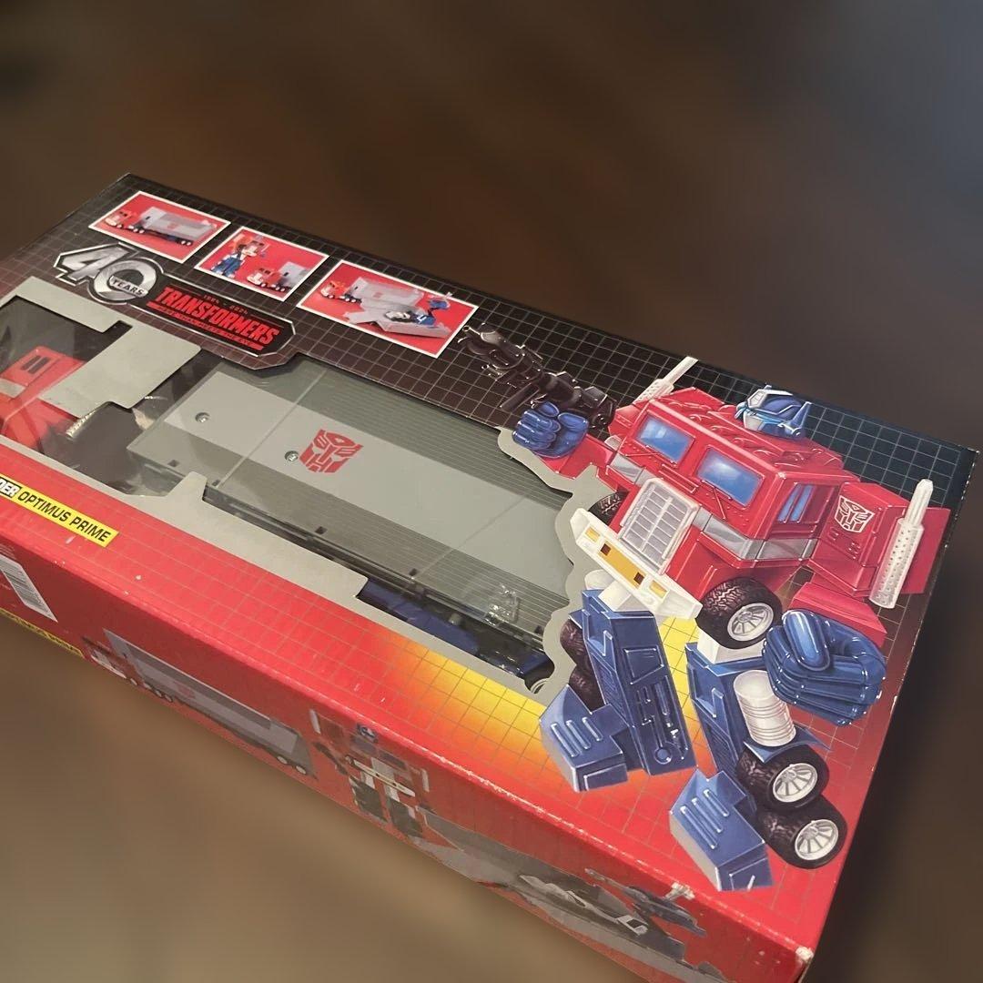 40周年　トランスフォーマー 新品未開封