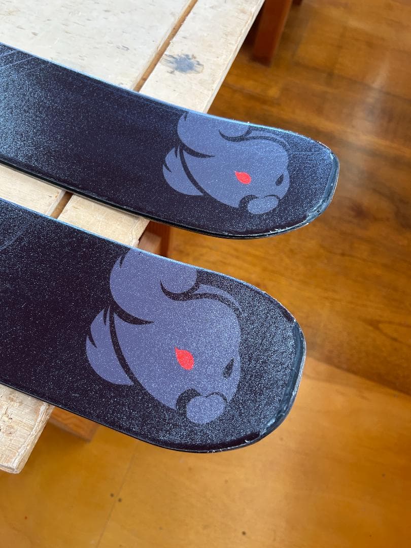 DPS KOALA 179センチ　滑走日数4日　板のみ