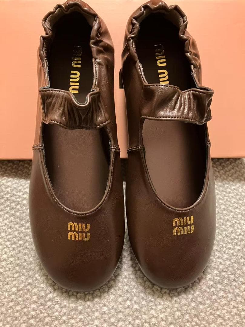 ブラウン　バレエシューズ メリージェーン　ロゴ　靴