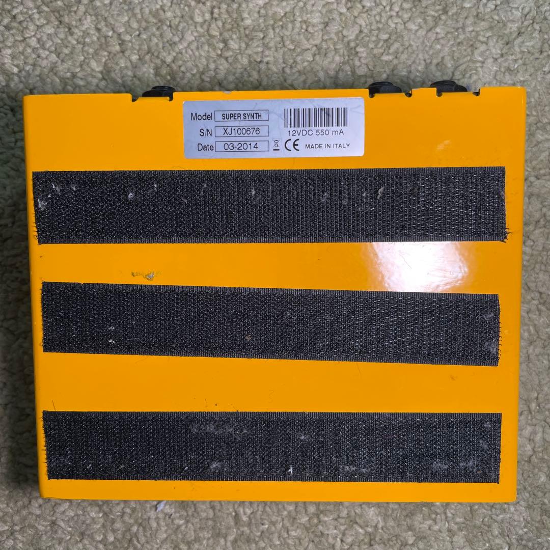 Markbass SUPER SYNTH エフェクター