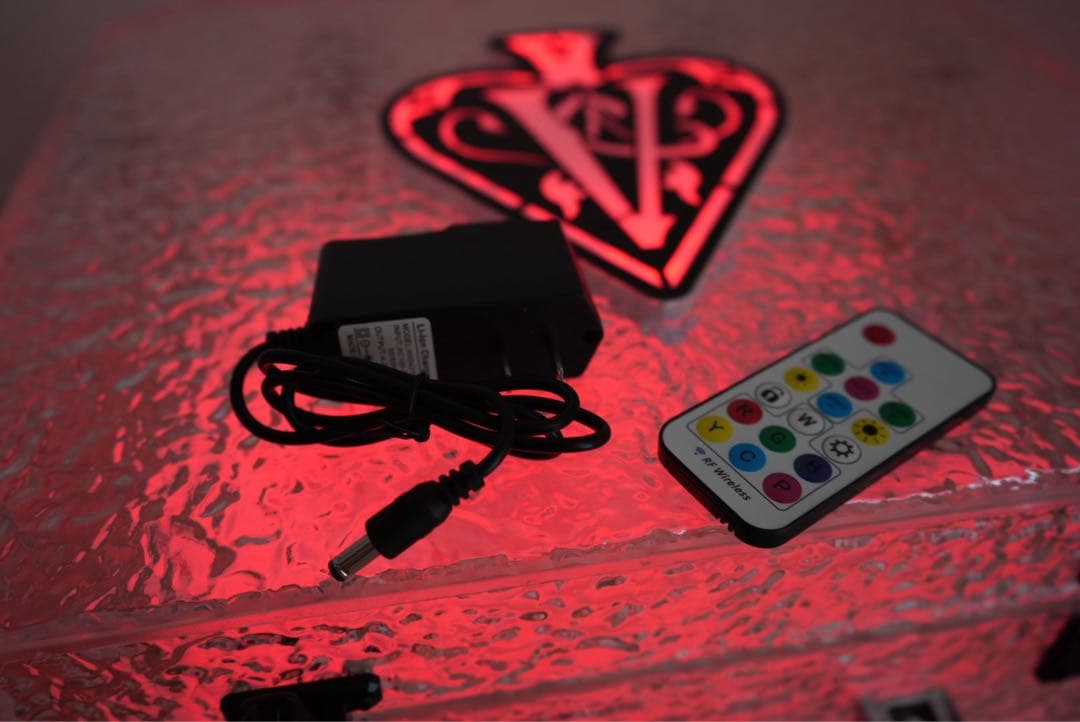 新品 シャンパン ケース LED アルマンド アタッシュケース