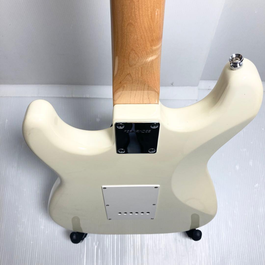 フェルナンデス エレキギター ストラトタイプ FGシリーズ ホワイト