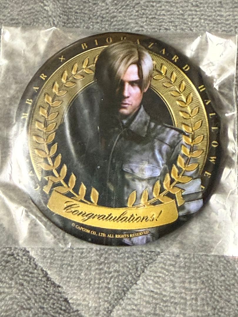 バイオハザード　カプコンバー　缶バッジ　レオン・S・ケネディ
