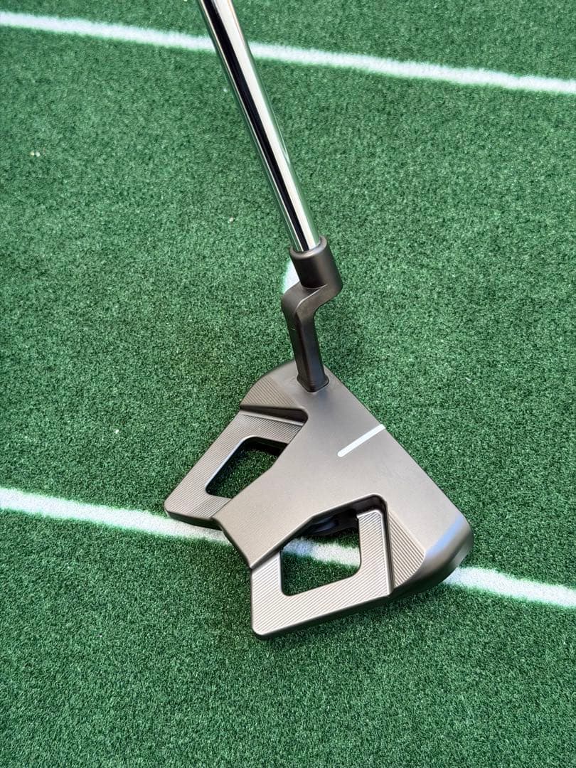 限定品 スコッティキャメロン PHANTOM BLACK 9.2R 33インチ