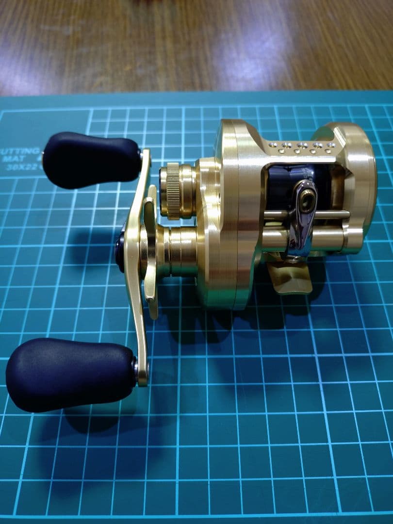 週末限定価格　21カルカッタコンクエスト100HG