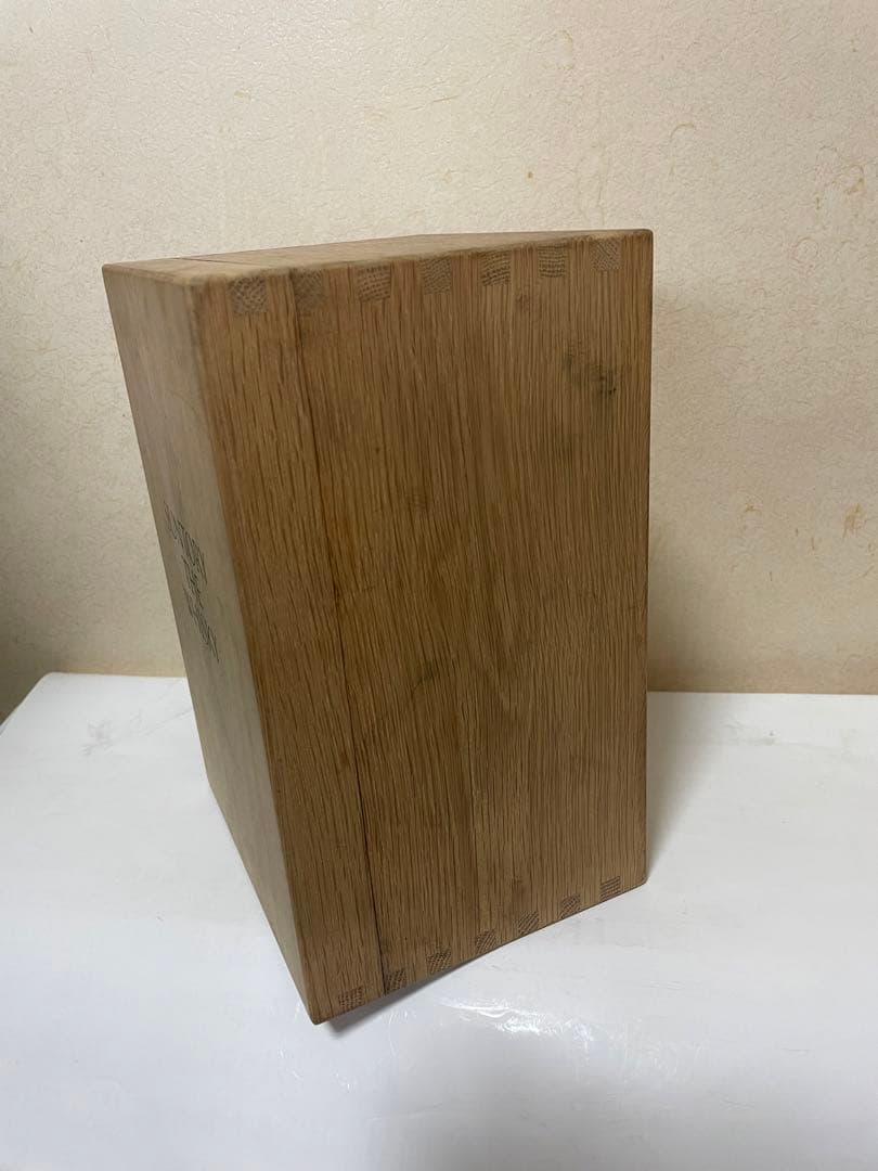 サントリー有田焼空き瓶や空箱