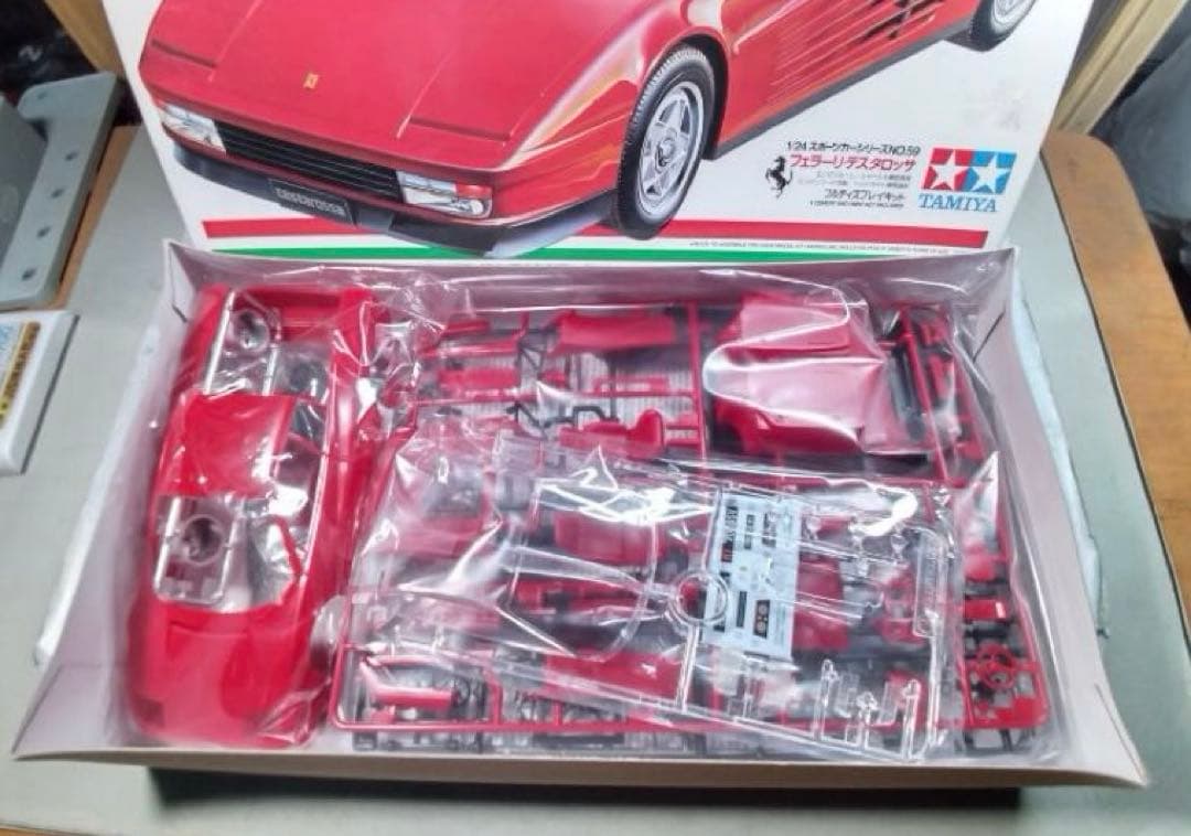 タミヤ　1/24 フェラーリ・テスタロッサ