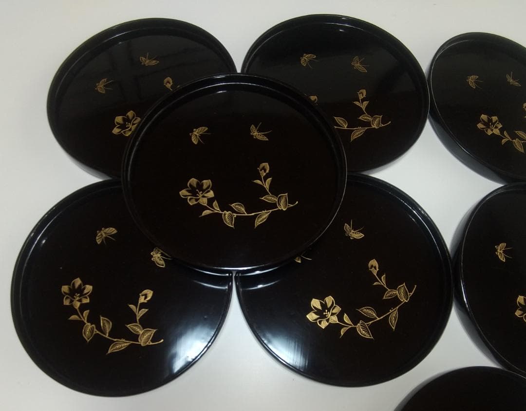 漆器 円形盆 19枚セット 金色花柄