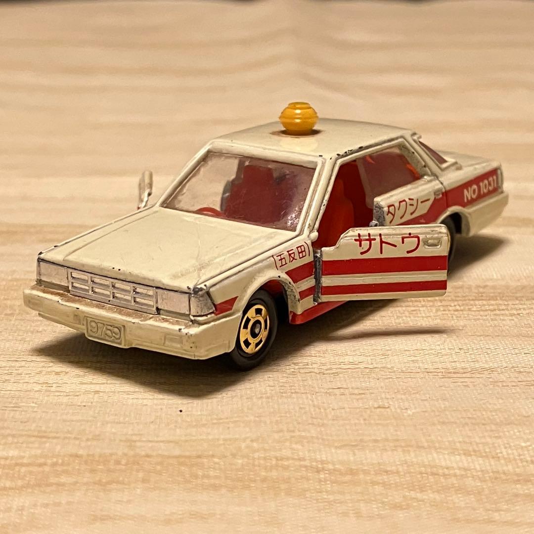 トミカ 日産セドリック 4ドア H.T サトウタクシー No.13 1/65