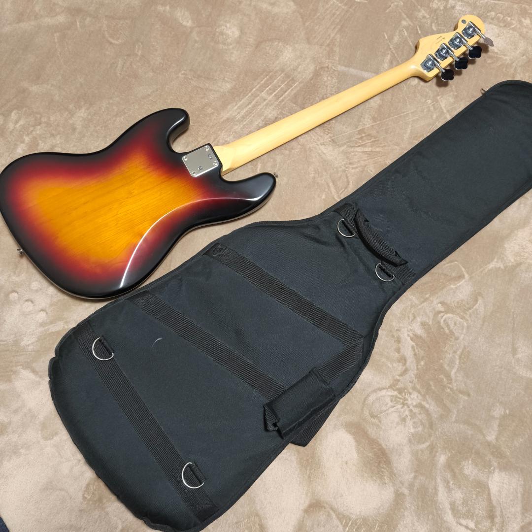 ベース Fender USA Highway One Jazz Bass BADASS