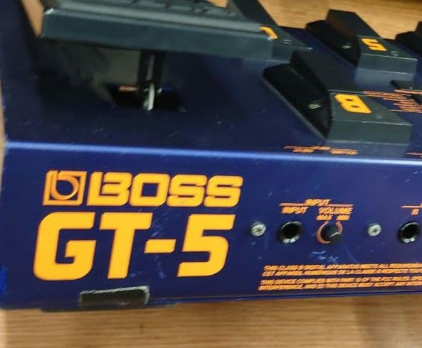 ■■BOSS　GT-5　マルチエフェクター