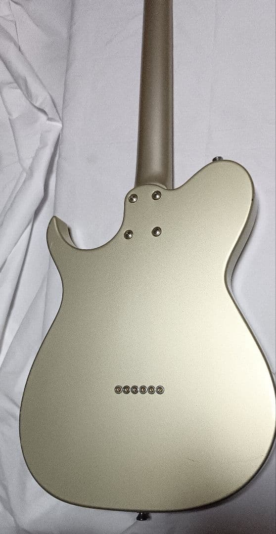 Razo Grayn＊アルミトップギター