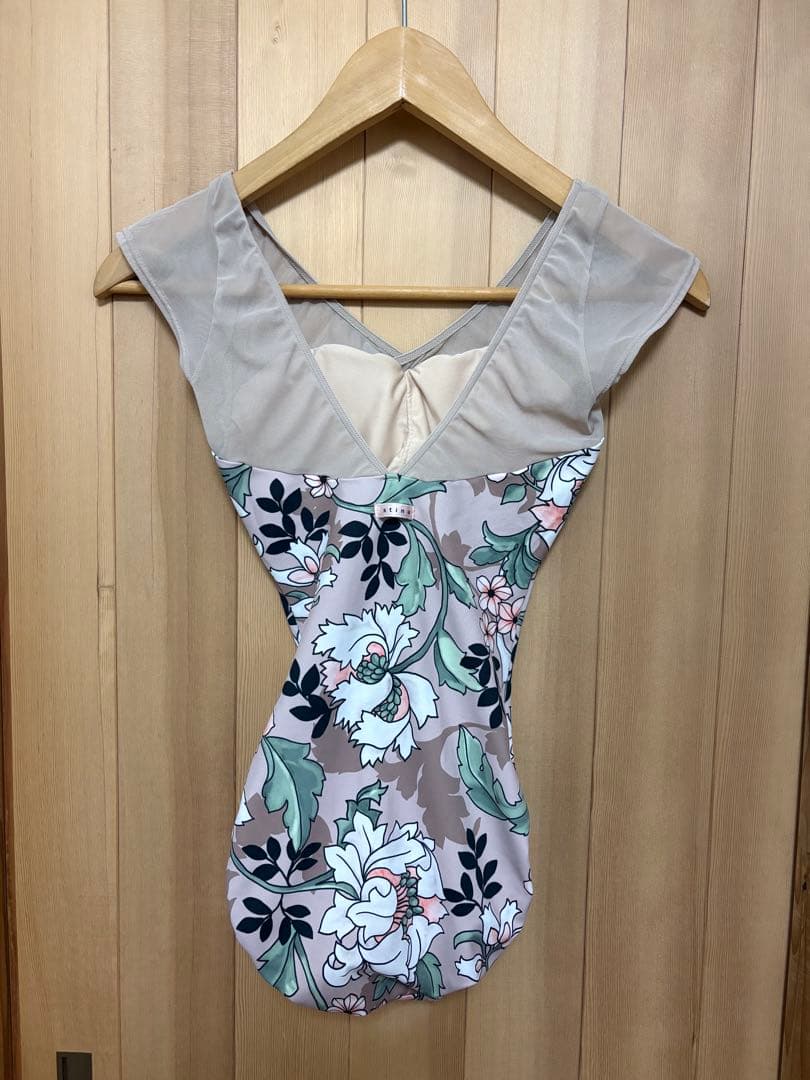 stinaスティナ Pサイズ美品