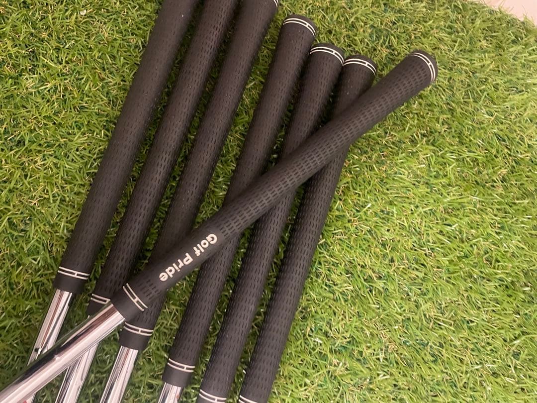 スリクソン ZX7 MKⅡ MODUS 105S D.S.T 7本　アイアン