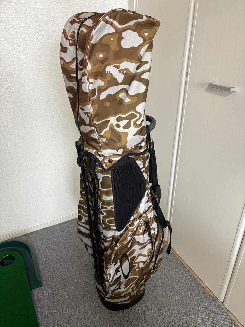 OAKLEY　キャディバッグ