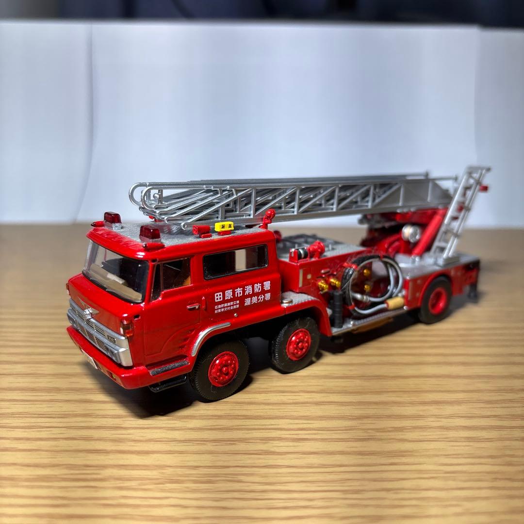 トミカリミテッド LV-N24a 日野TC343型はしご付き消防車 田原市消防署